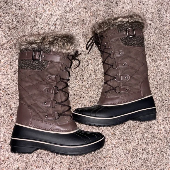 Dream Pairs Brown and Black Winter Boots - Picture 1 of 7